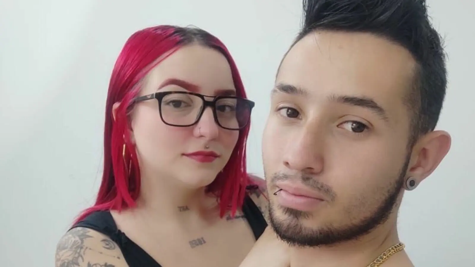 AndrewandMegan livejasmin