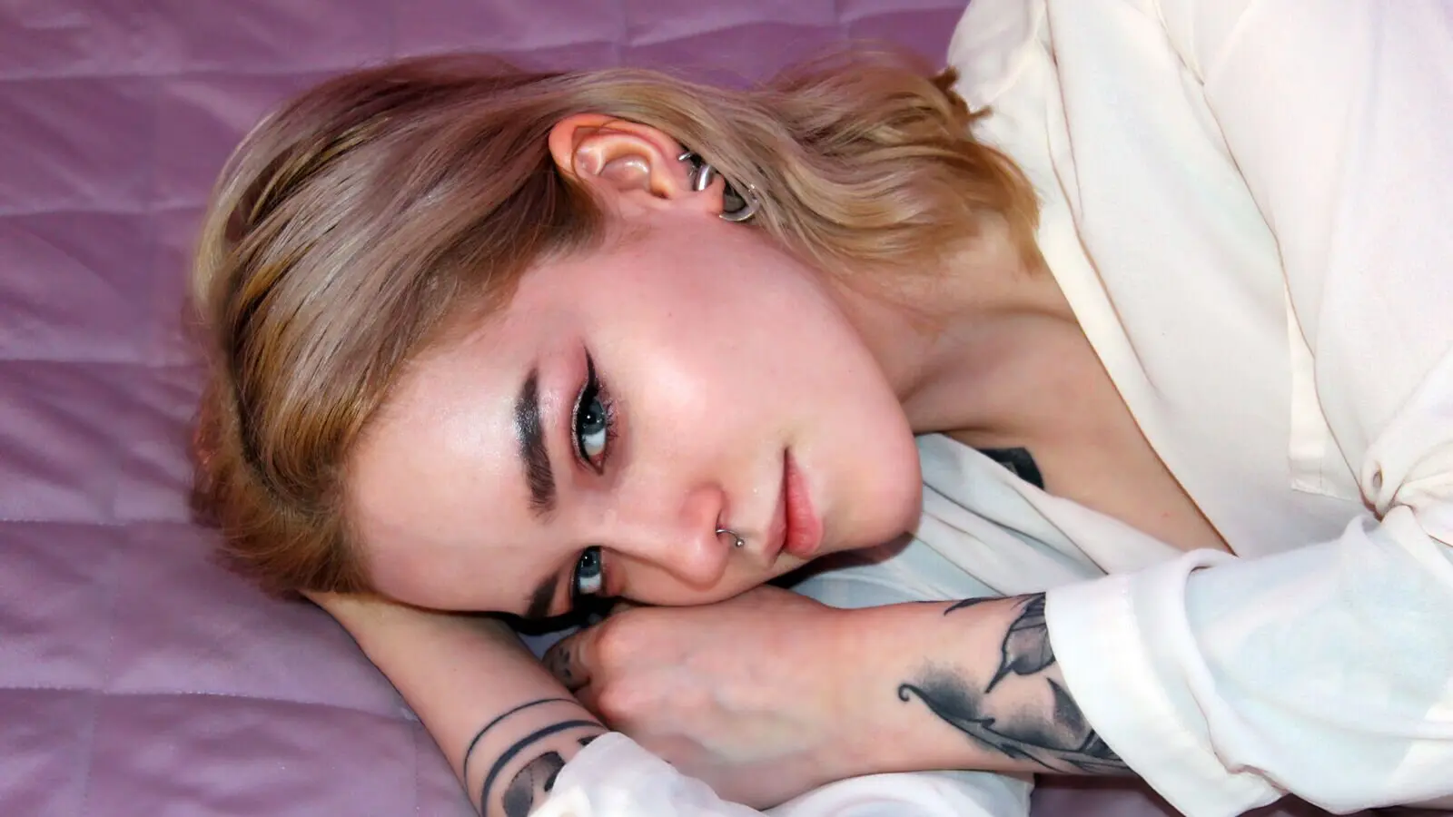 EmmyMiers livejasmin