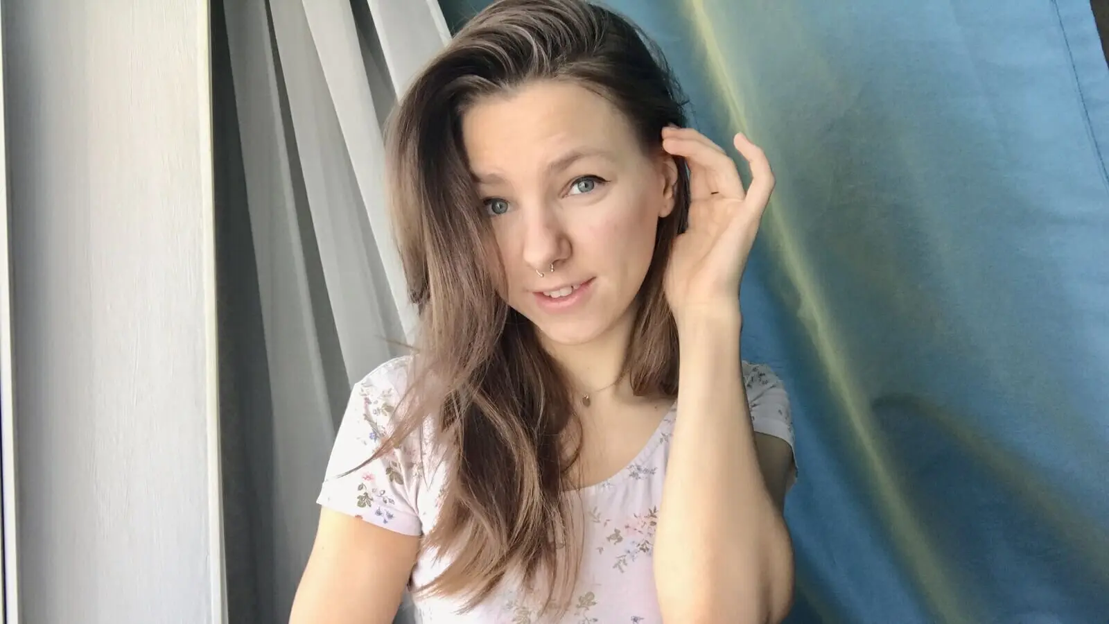 FloraWildy livejasmin