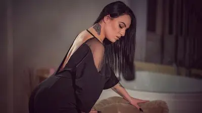 IzabelllNoir livejasmin