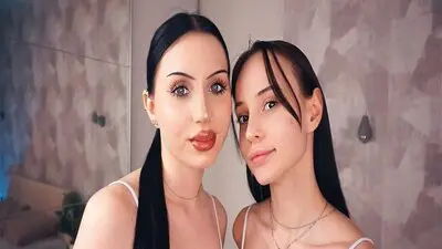 CloverAndFelica livejasmin