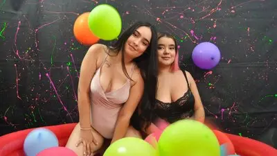 ZaraAndAntonella livejasmin